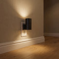 Vega – vegglampe med lyssensor